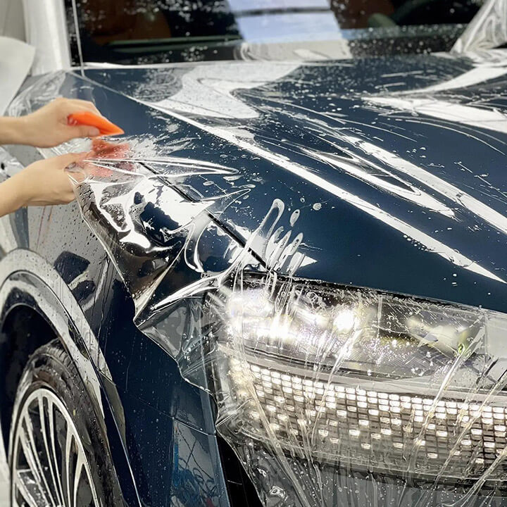Clear PPF film AITO M9 35 Clear PPF film AITO M9 front hood installing